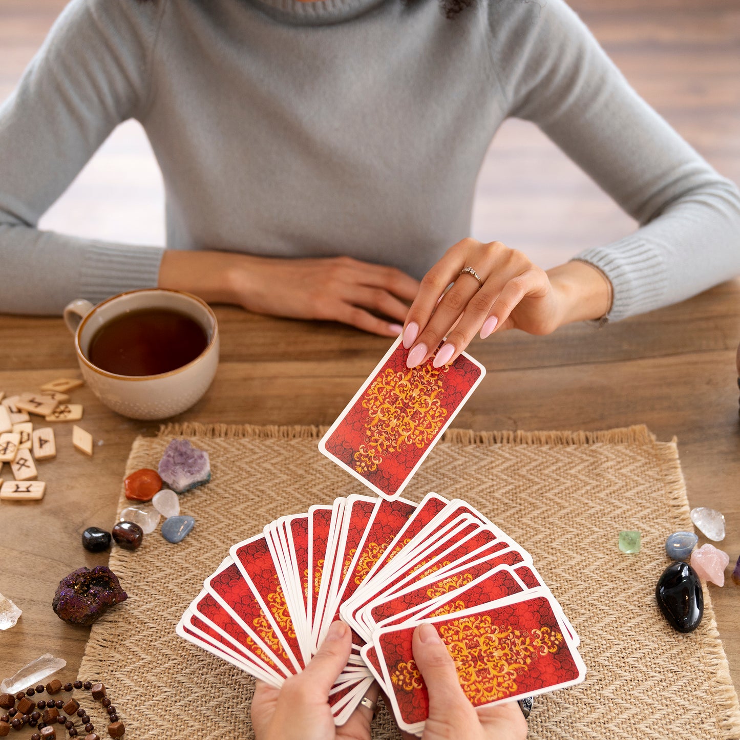 Santykių tiesos taro skaitymas